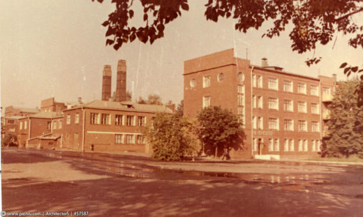 1950 год, Общежитие и котельная
