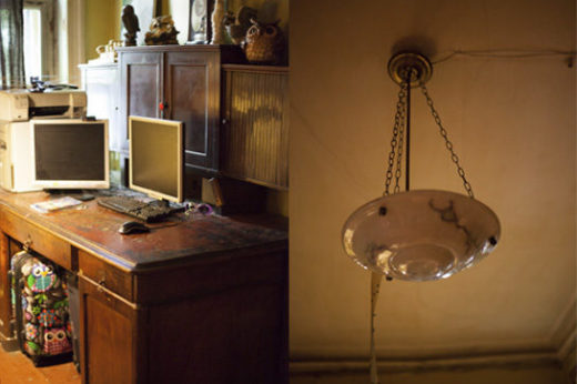 Живут среди мебели и вещей, которые за 150-летнюю историю семьи в этом доме принадлежали ученым, академикам, художникам. Дом Василия Вильямса не просто жилой — он живой, со старым роялем и зеленой лампой на подоконнике.
